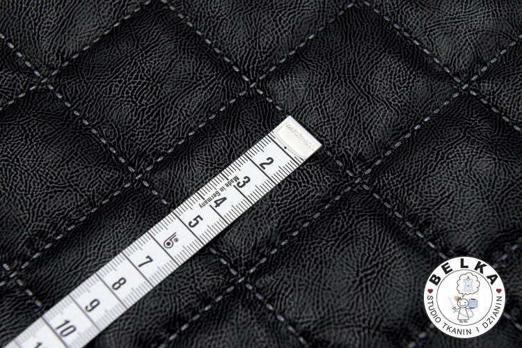 TKANINA PIKOWANA SPECJAL CZARNA WZÓR ROMBY 5cm-12029